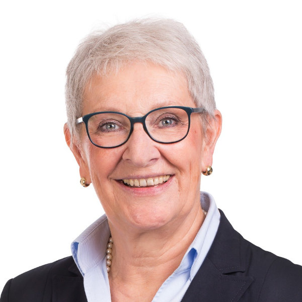 Porträt von Anna, Kommunikation / Organisation